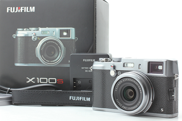 FUJIFILM X100s (富士フイルム)
