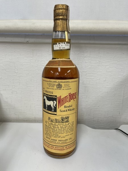 「 ホワイトホース コルク 旧ラベル 旧ボトル  」をお買取りさせて頂きました。