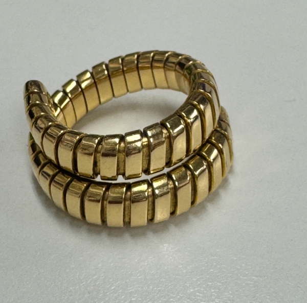 高価買取中！『BVLGARI ブルガリ トゥボガス リング 指輪　K18』をお買取り致しました。