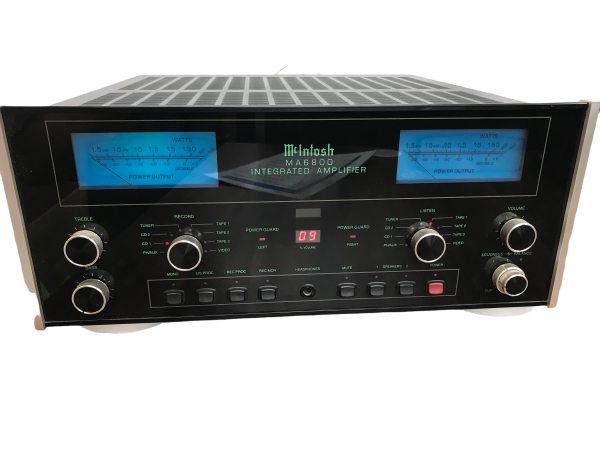 「McIntosh プリメインアンプ インテグレート 」をお買取り致しました。