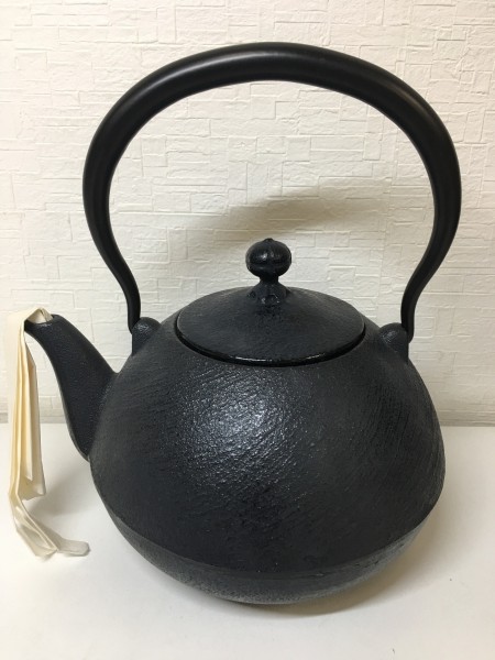 南部鉄器　鉄瓶