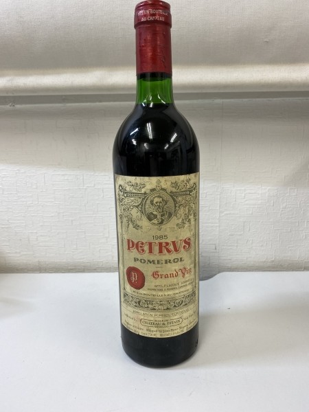シャトー・ペトリュス ポムロール　ＰＥＴＲＶＳ ＰＯＭＥＲＯＬ １９８５年