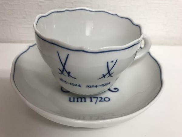 Meissen マイセン 歴代双剣柄 カップ＆ソーサー